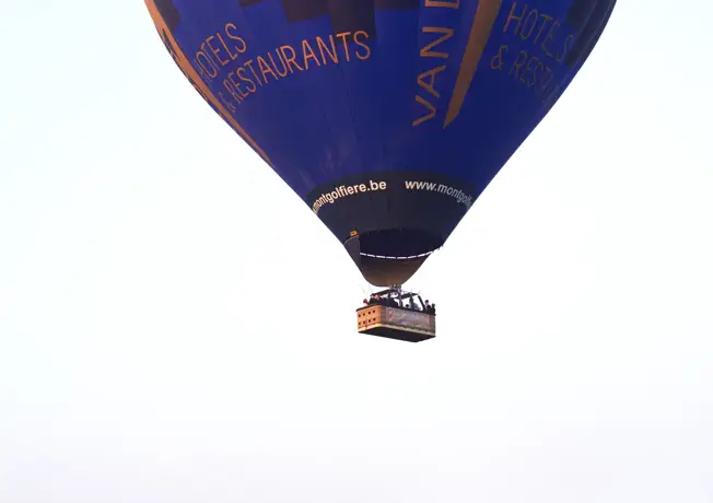 Hot air balloon tour in Spa