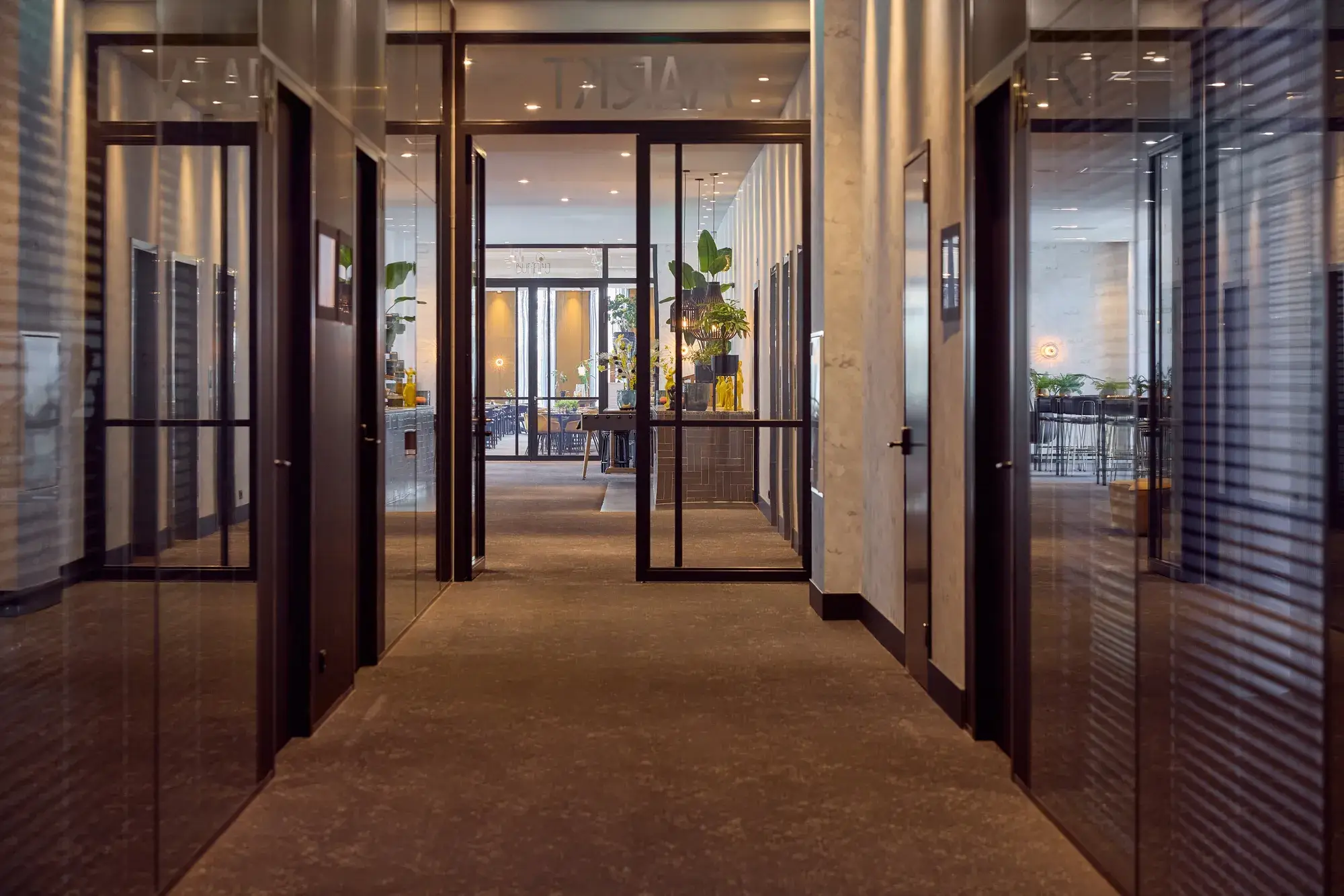 Corridor to meeting rooms