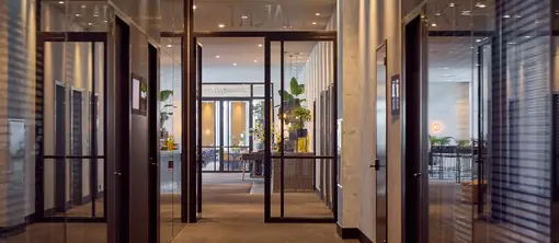 Corridor to meeting rooms