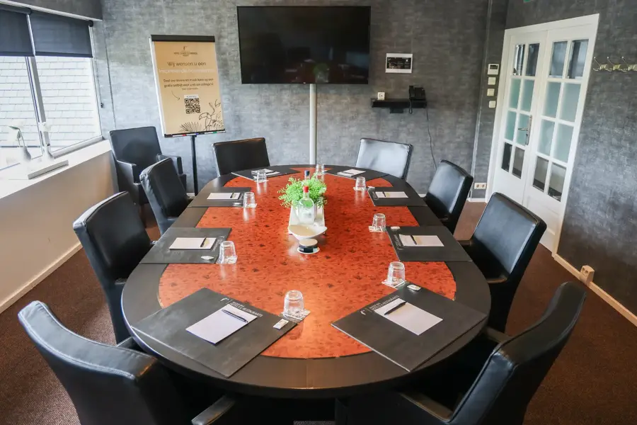 Chopin boardroom