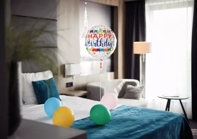 bed met ballonnen 