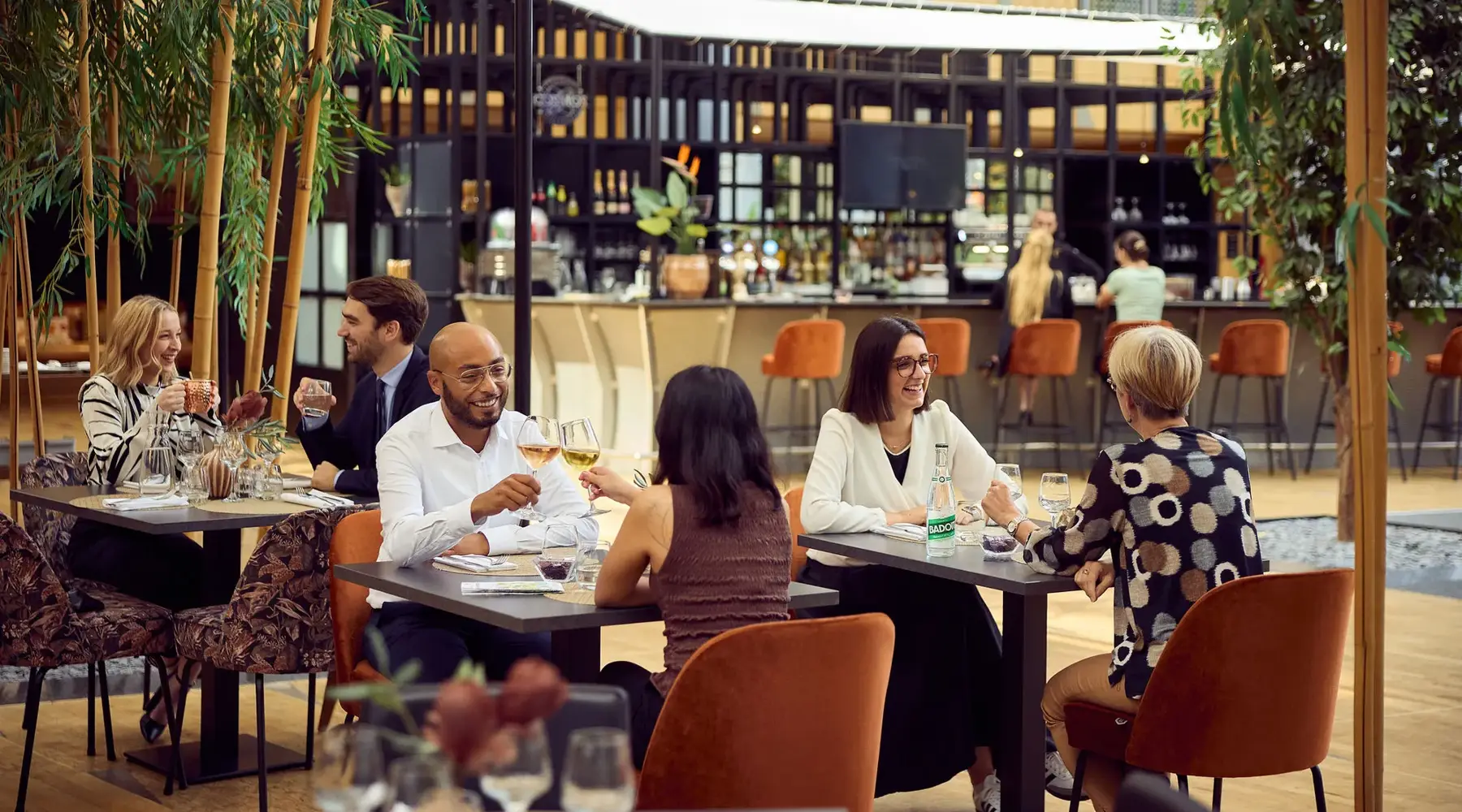 Interior of Restaurant Apollo