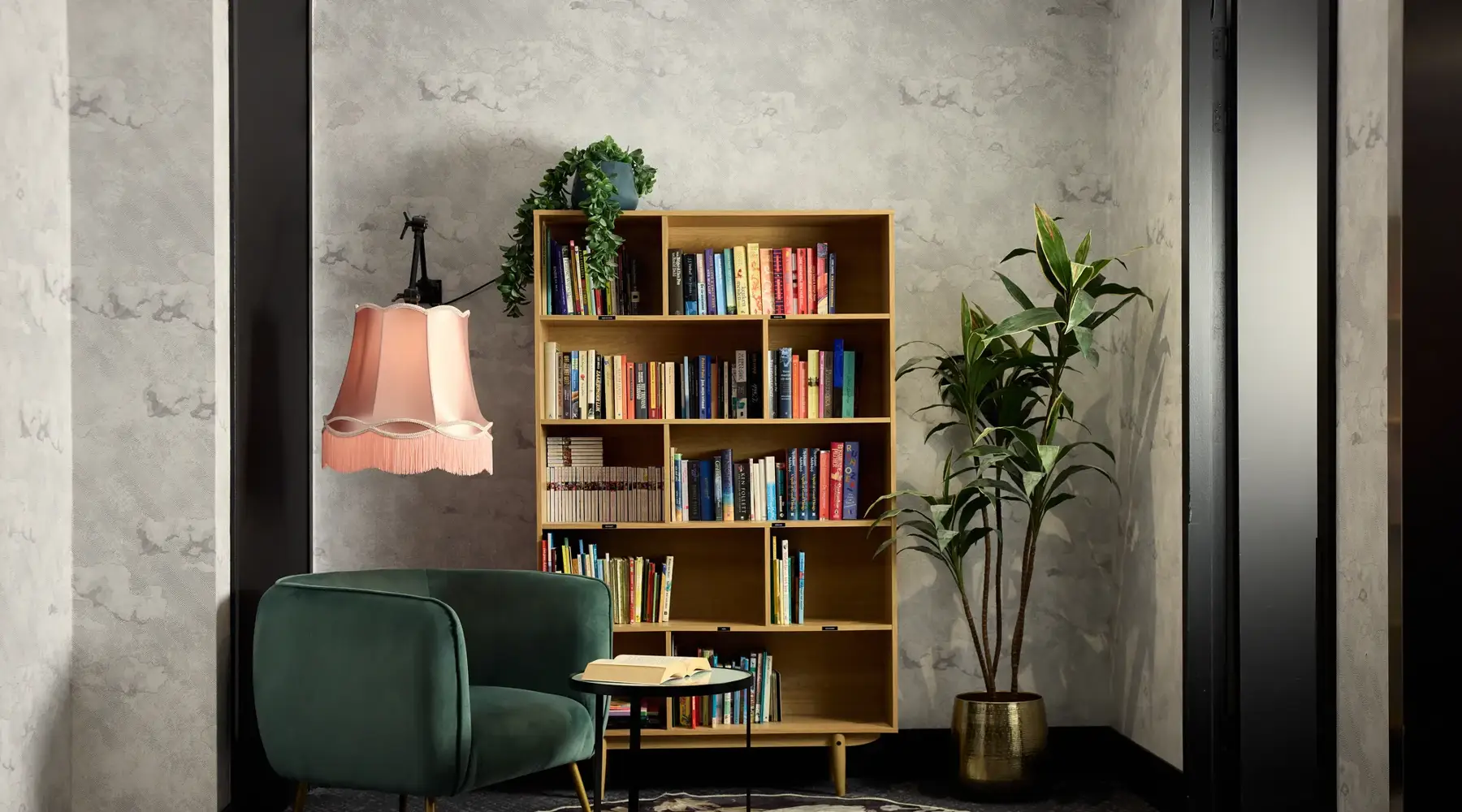 Reading corner Hotel Amsterdam Amstel