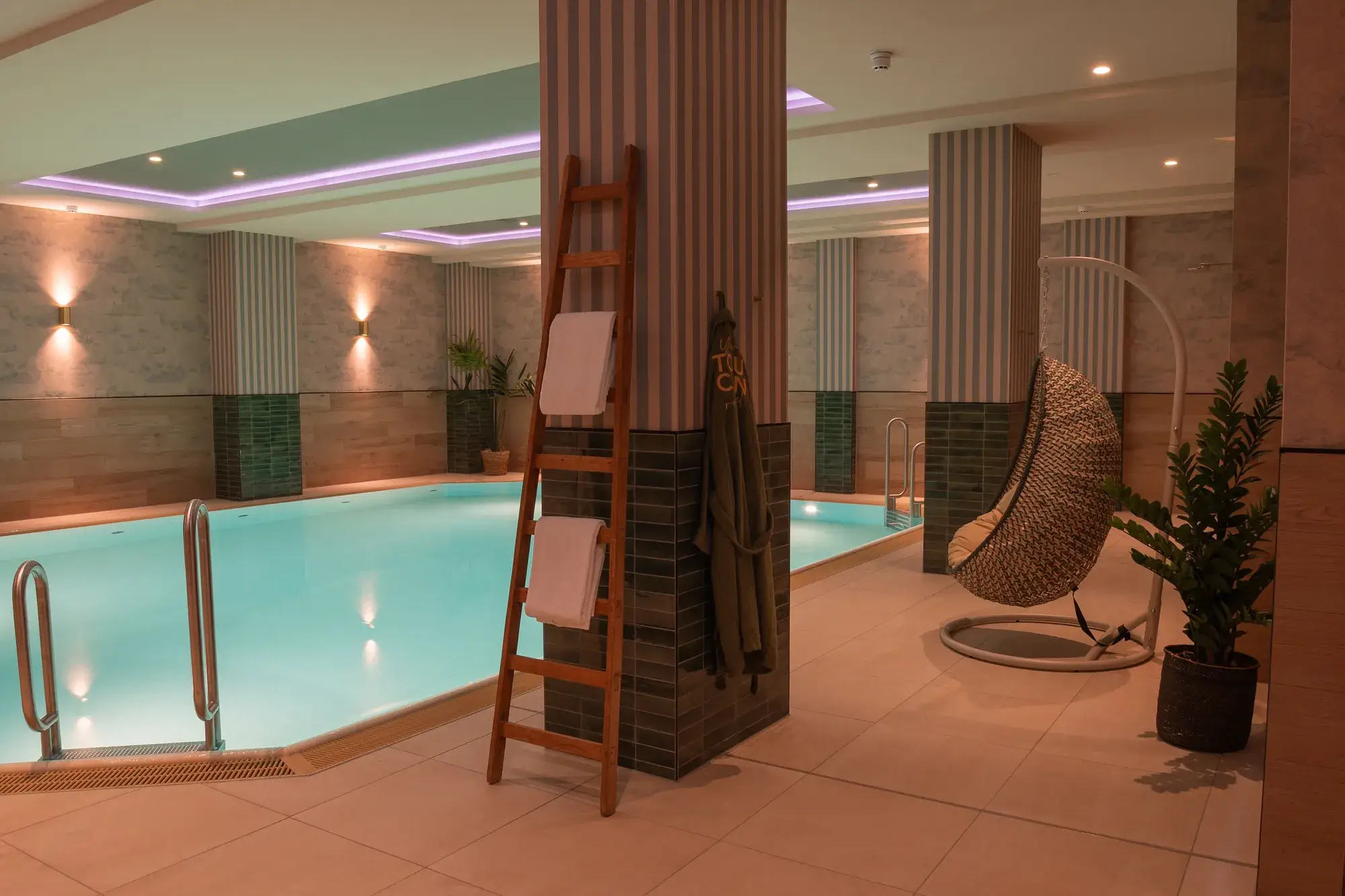 pool
