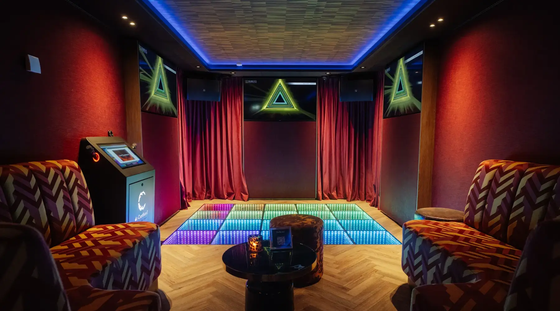 Privater Karaoke-Raum in The Q Lounge