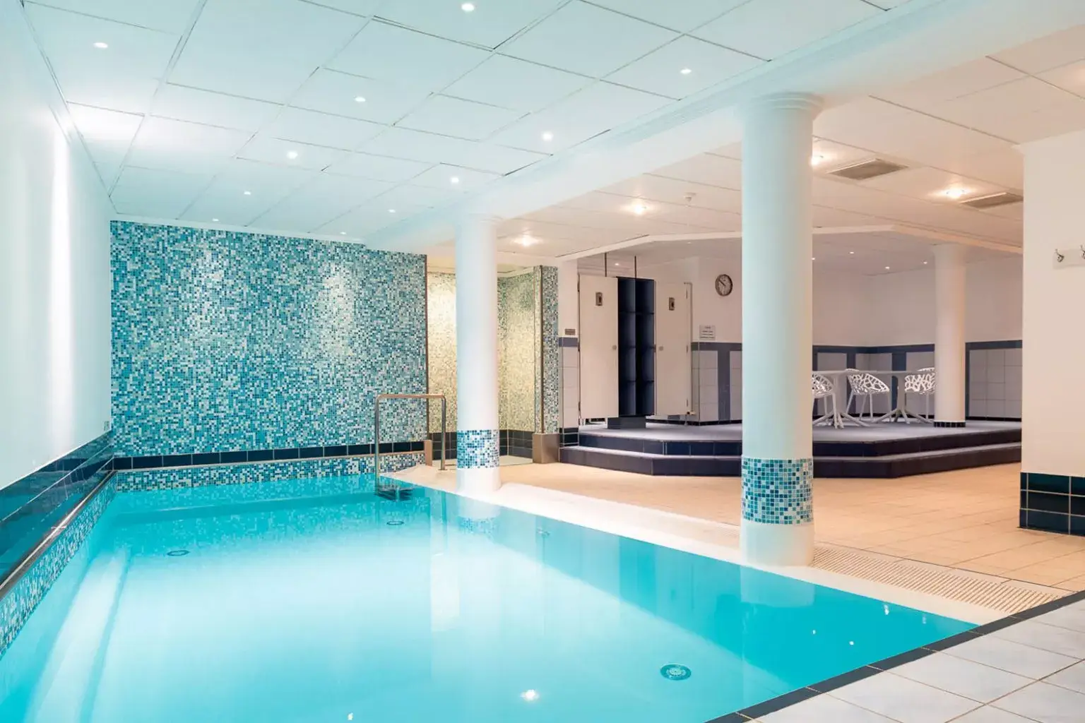 Schwimmbad im Van der Valk Palace Hotel Noordwijk