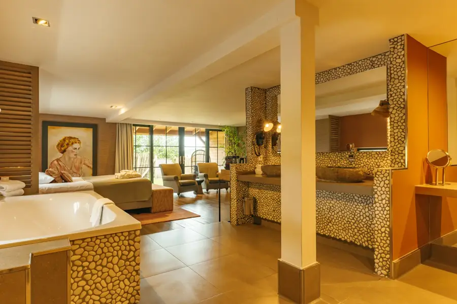 Gartenzimmer mit eigener Terrasse Van der Valk hotel Apeldoorn - de Cantharel
