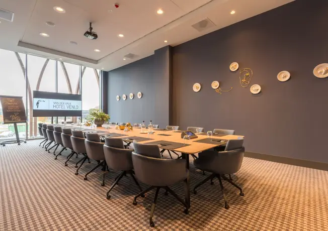 Dame Blanche Boardroom