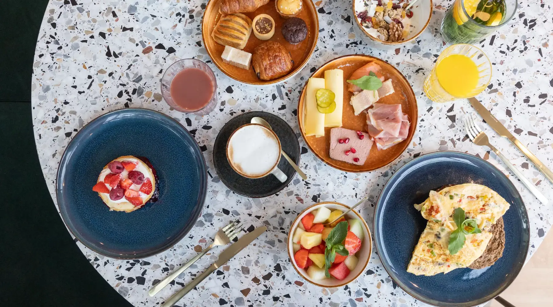 breakfast table