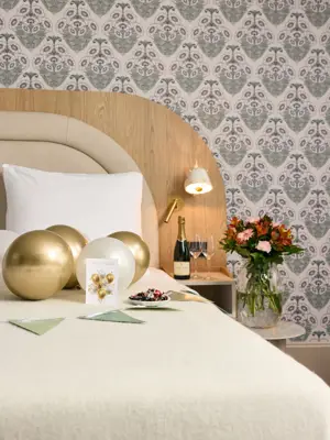 Versiert bed bij Van der Valk