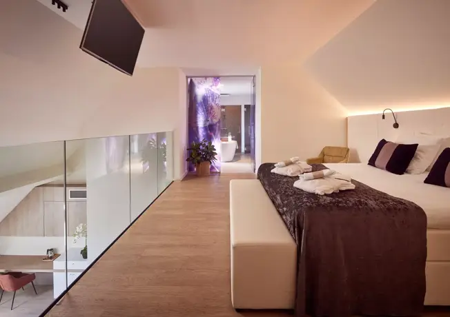 Duplex suite