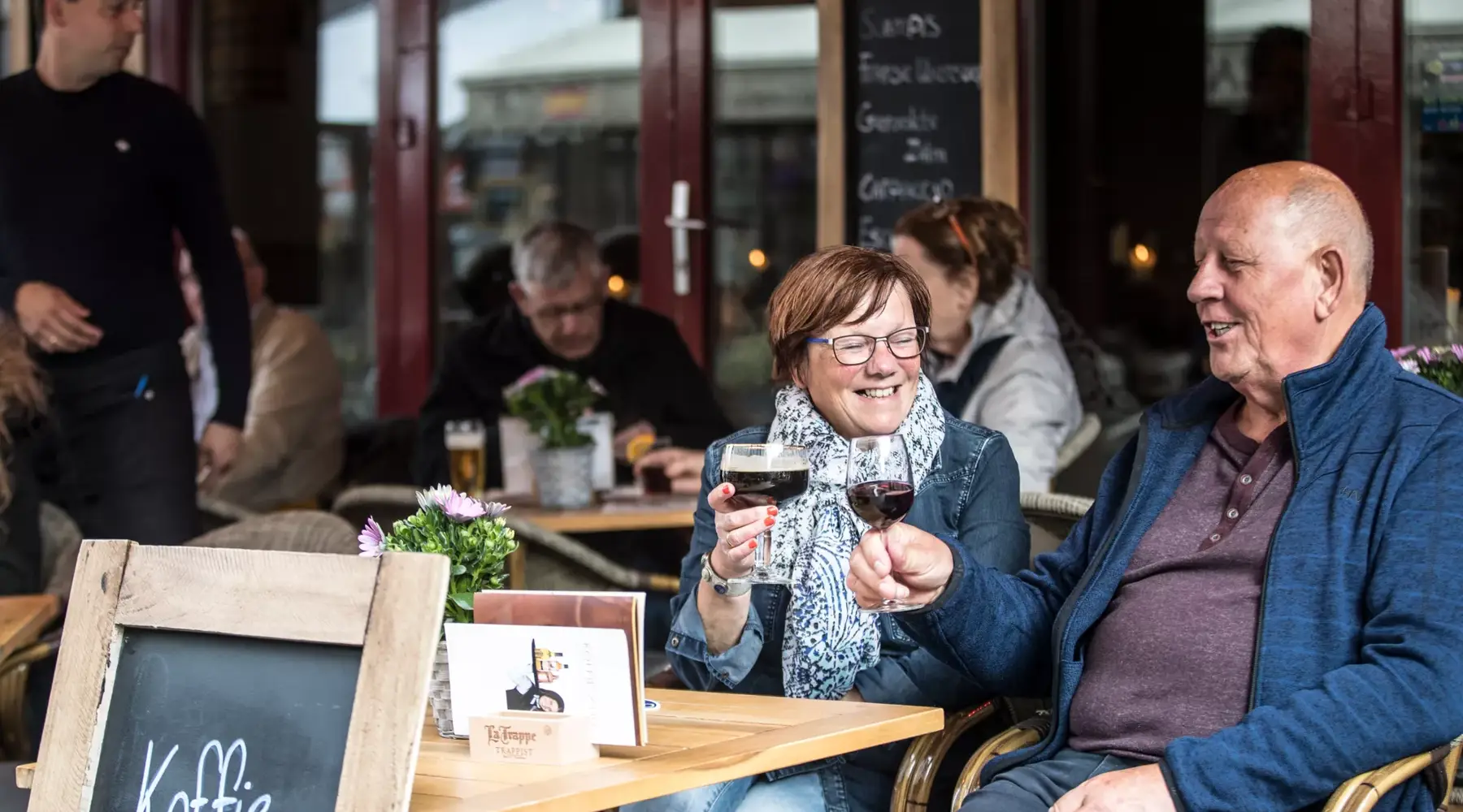 Auf der Terrasse in Valkenburg.