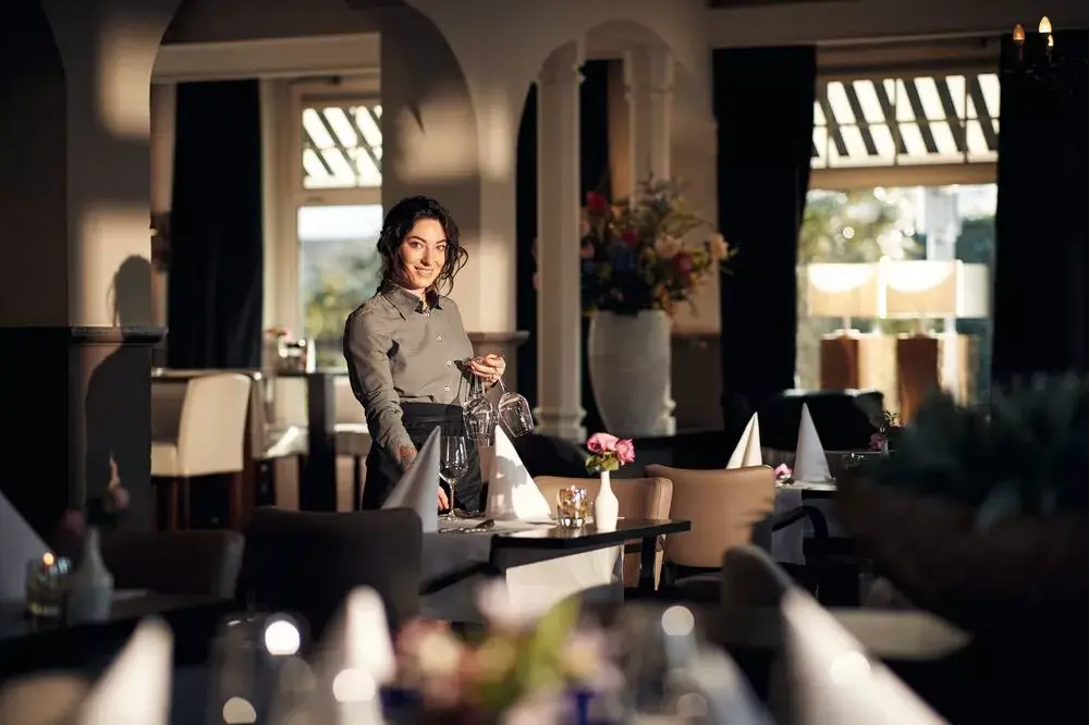 Bediening in het restaurant
