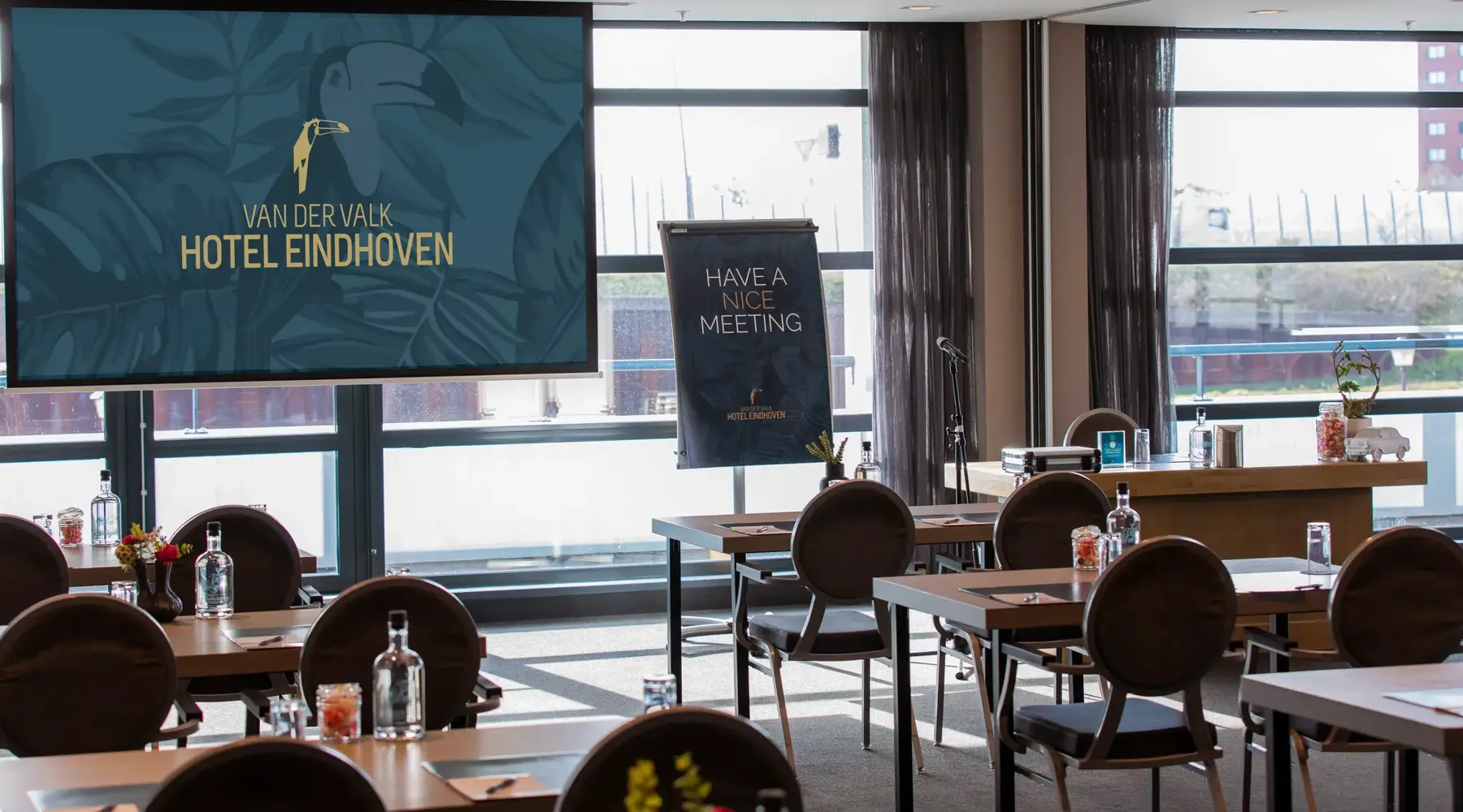 Zaal Eindhoven 1-5