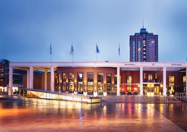 Vorderseite TheaterHotel De Oranjerie