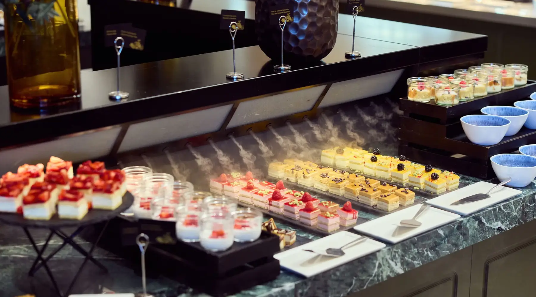 Dessertenbuffet op de brunch van Hotel Gent