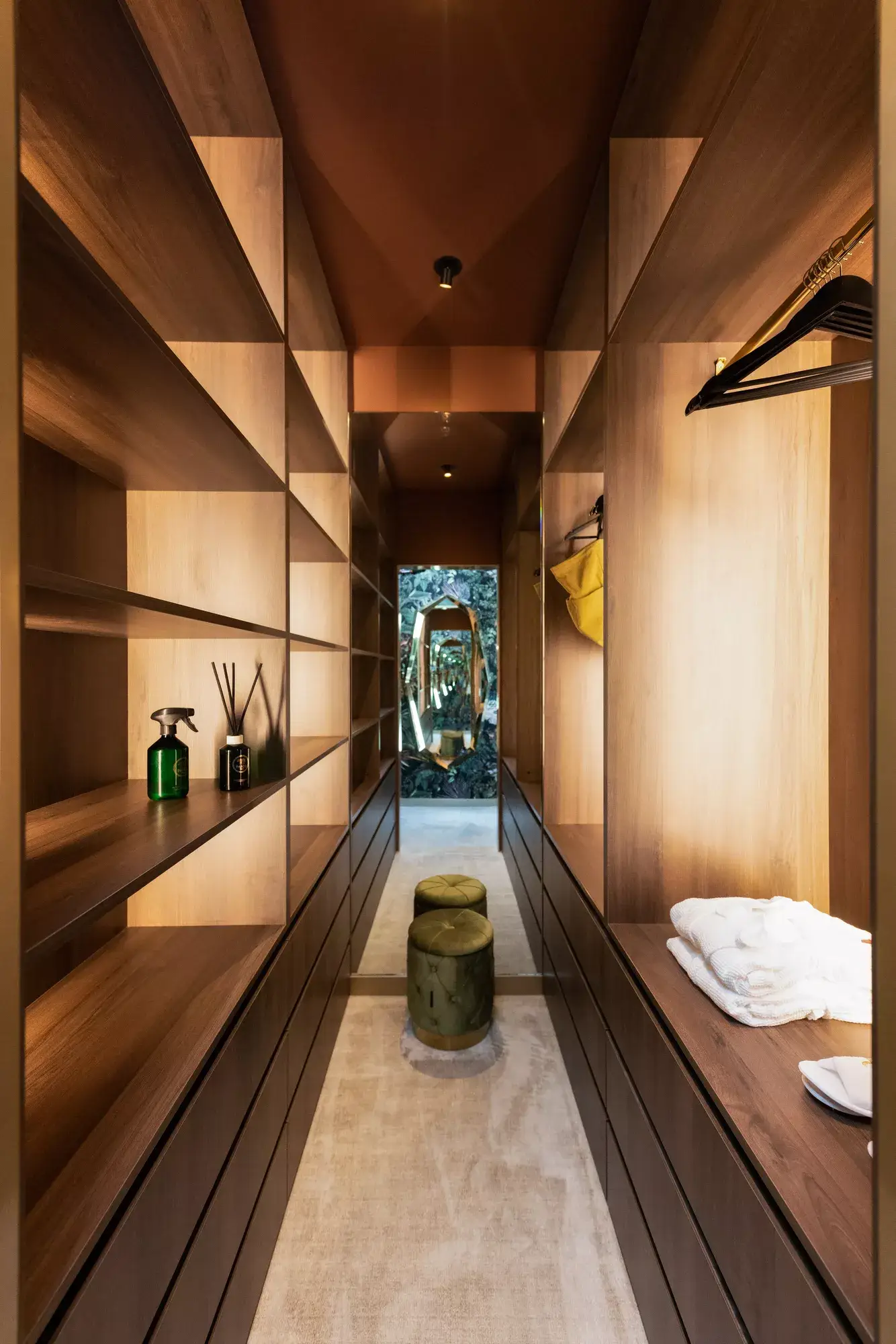 Jungle suite