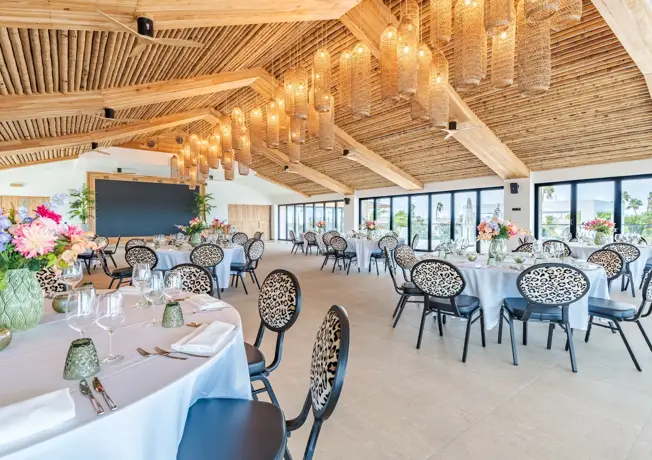 Plaza Beach & Dive Resort Bonaire