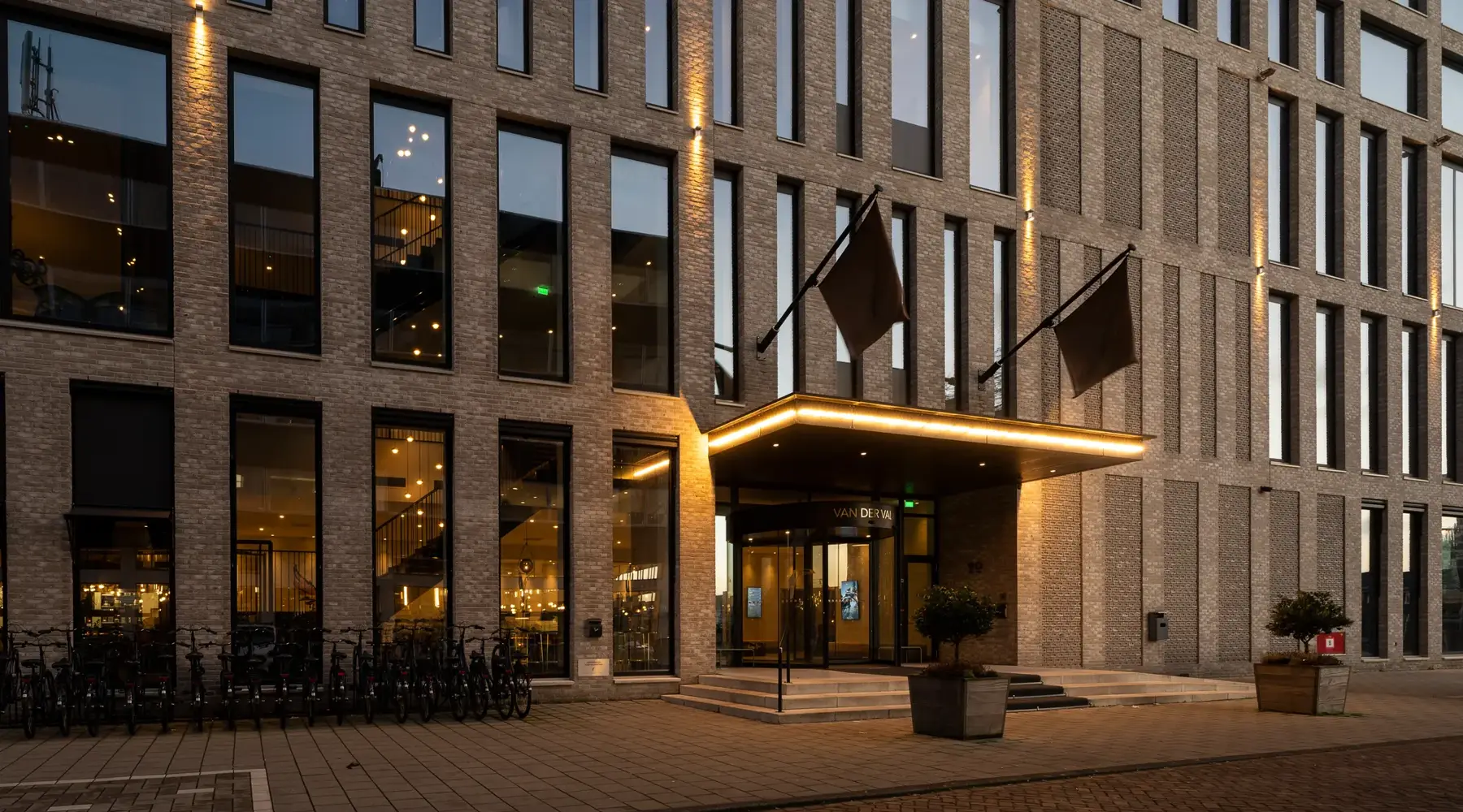 Aanzicht Van der Valk Hotel Amsterdam - Amstel