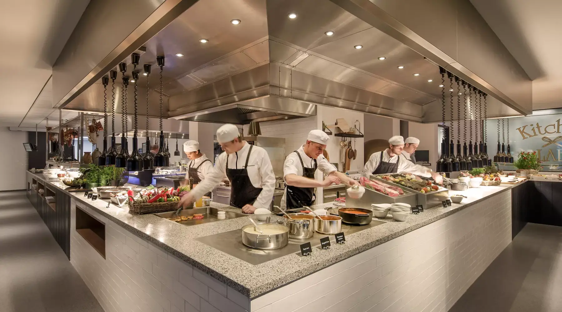 Restaurant buffet