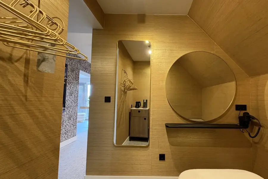 Wellness Suite Ankleide