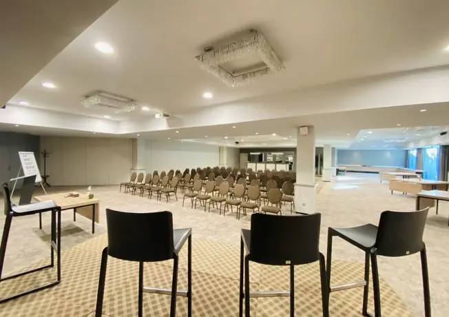 Boyington + Mermoz Salle