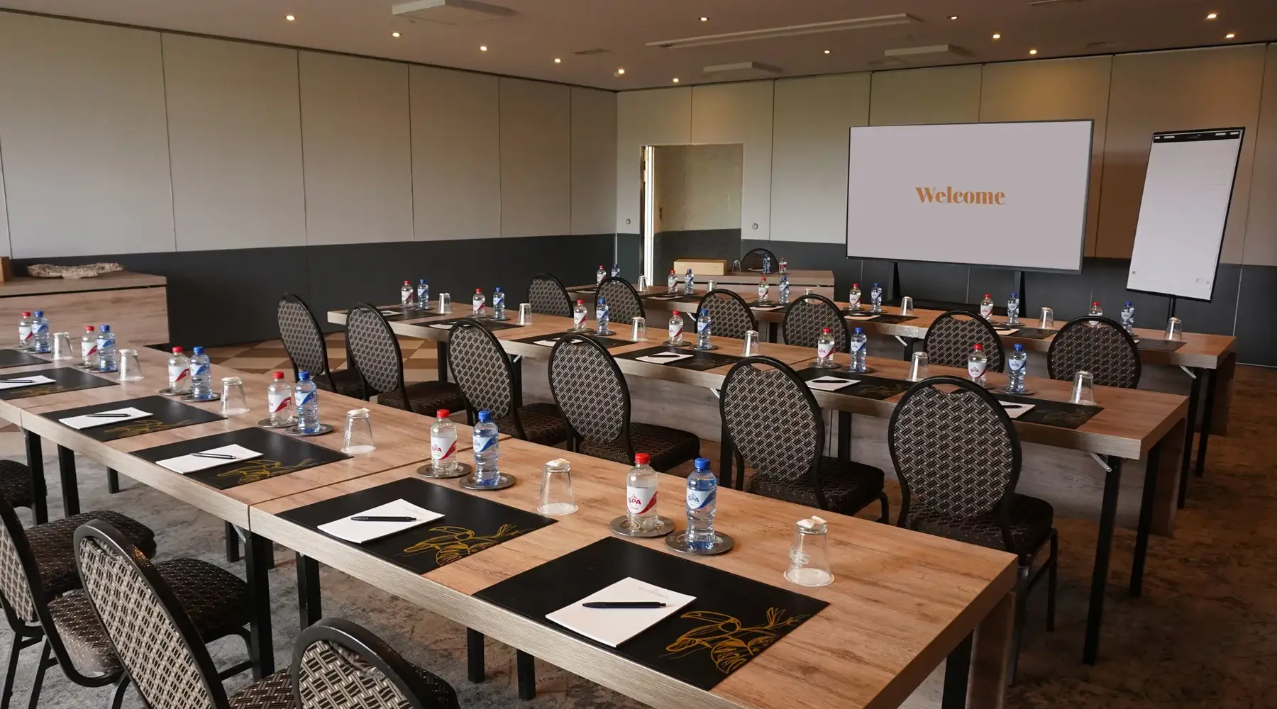 Salle meeting Charleroi Van der Valk Zaal 