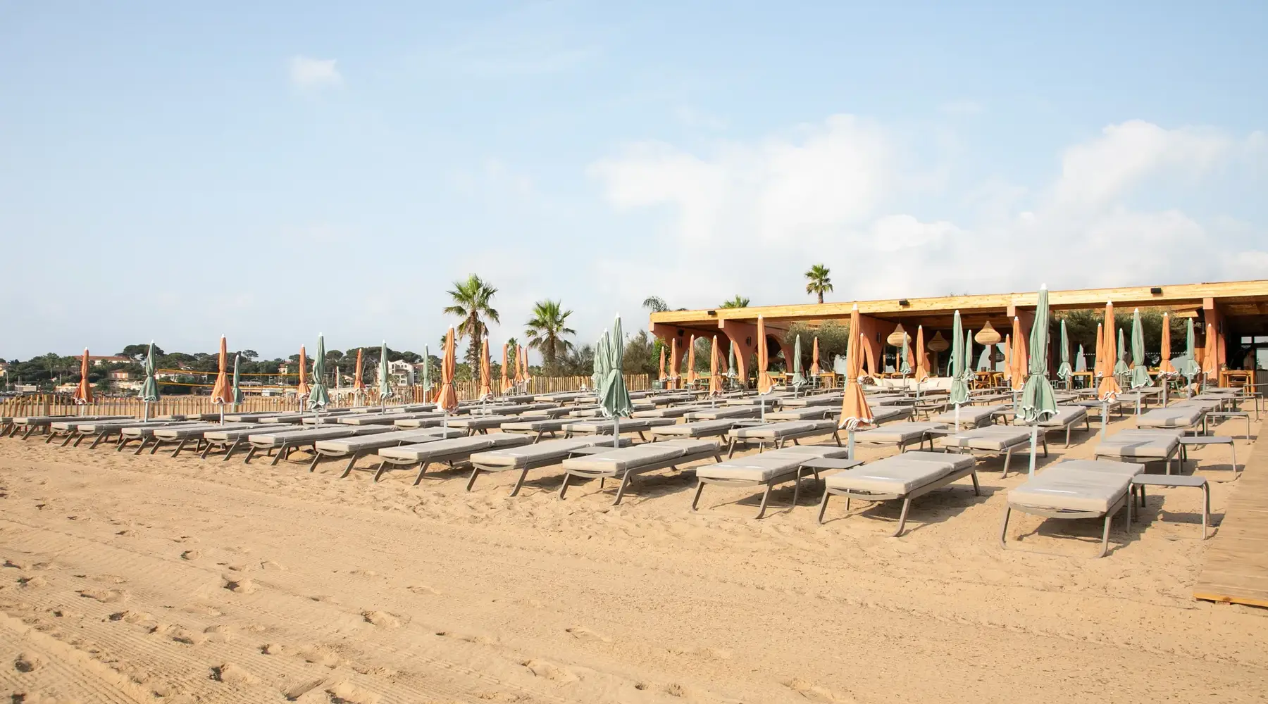 Nouveau Beachclub