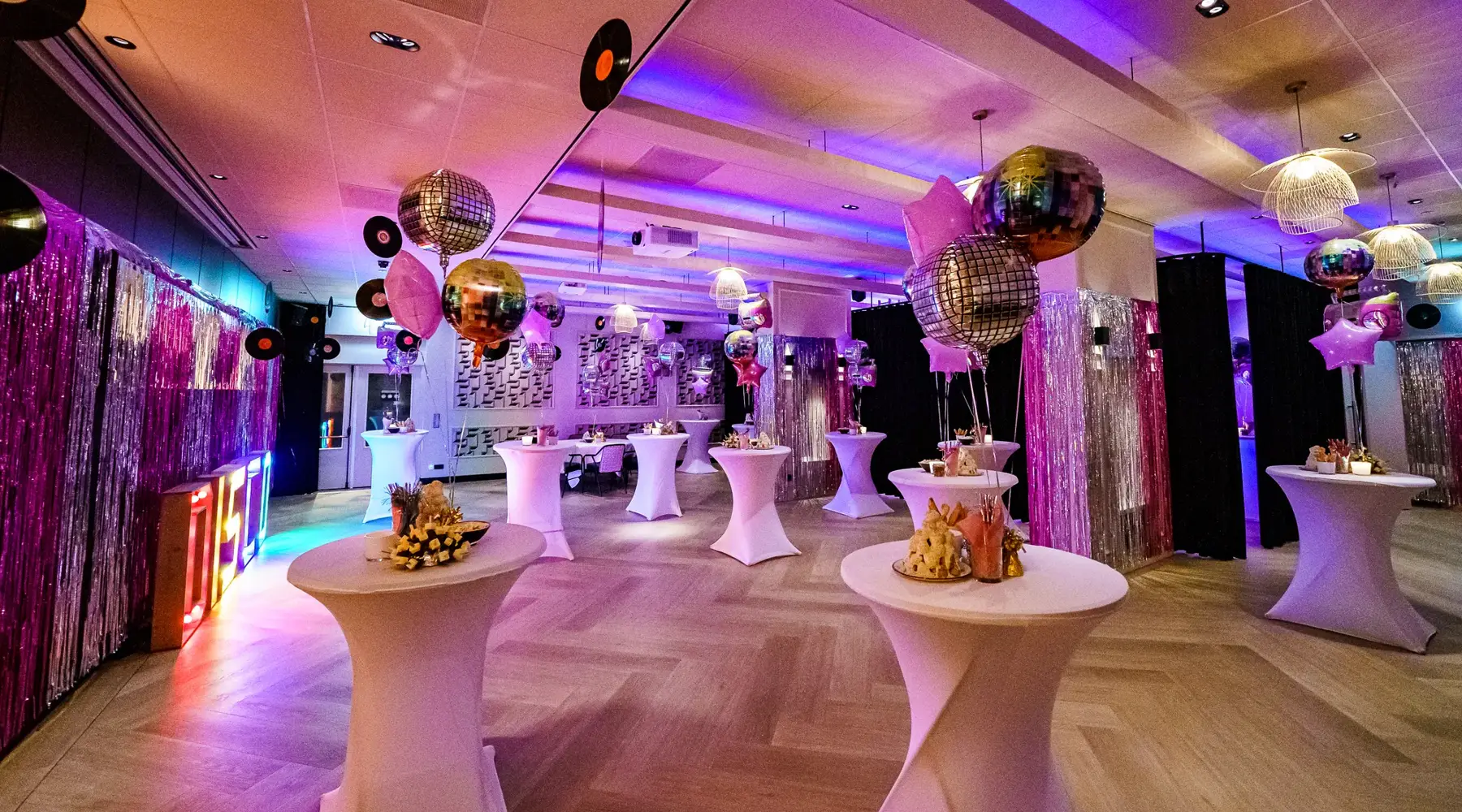 Nachtegaalzaal in Festkleidung