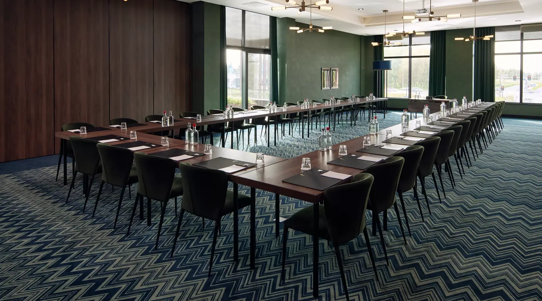 Oostvaarder zaal bij Van der Valk Hotel Lelystad