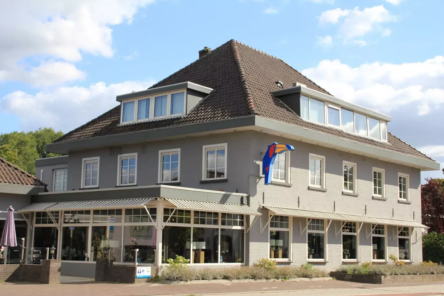 Front view of Hotel De Molenhoek