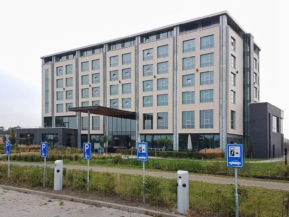 parking and charging in Groningen